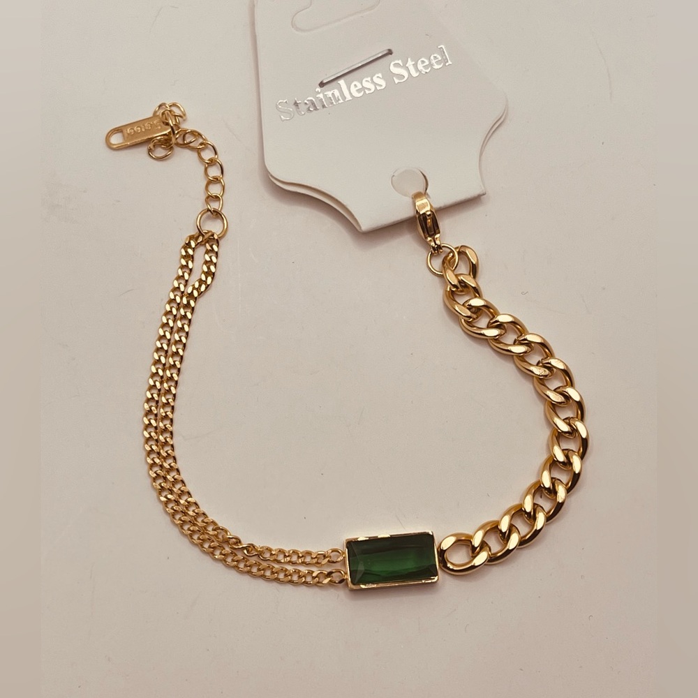 Stainless steel bracelet for women emerald color